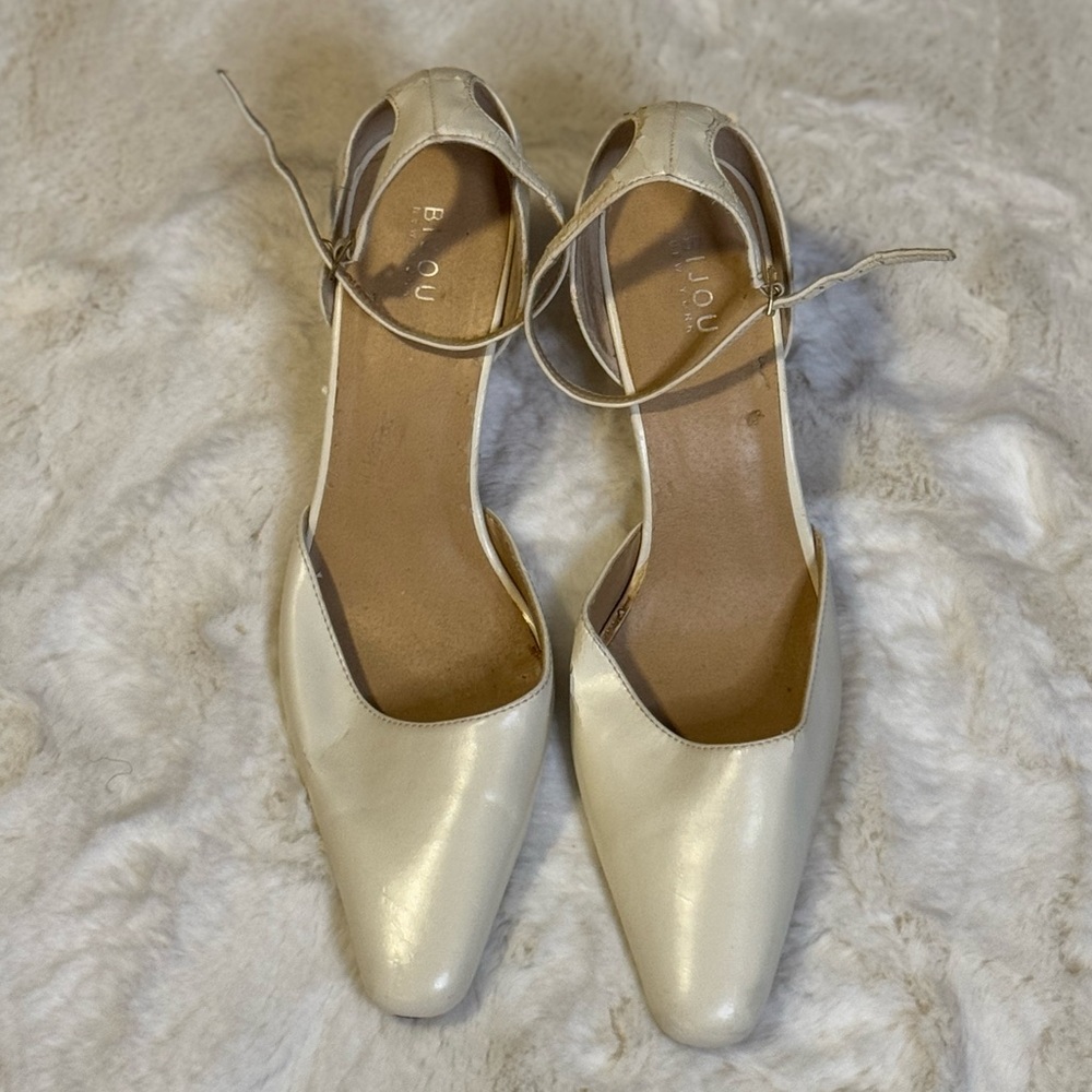 Bijou New York Cream Women's Shoes